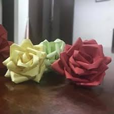 手工卡纸折玫瑰花图解卡纸玫瑰花折纸方法 手艺活网 paper crafts diy paper crafts diy crafts