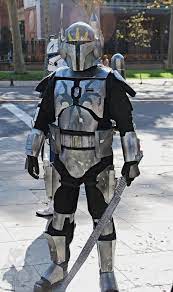 Pre Vizsla Mandalorian Helmet Google Search Soldados Armaduras Mando