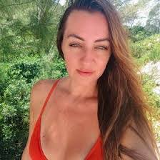 Shirley Kemper's Instagram, Twitter & Facebook