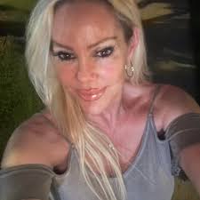 Can i use monomer with poly gel?