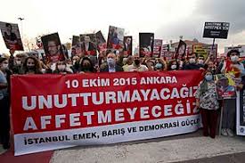 Suruç için adalet platformu'ndan avukat sezin uçar, hem suruç katliamı davası hem de suruç i̇lçe emniyet müdürlüğü'nde görevli polisler ile ilgili devam eden davayı takip. 2015 Ankara Saldirisi Vikipedi