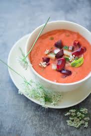Gaspacho De Tomates Aux Cerises Noires Fraise Basilic Gaspacho Recettes De Cuisine Recette A Base De Tomates