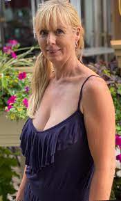 GILF Cleavage!!!