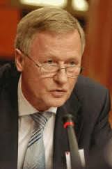 Borders and People: The Liberty and Security Balance