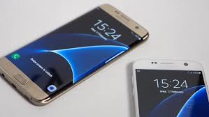 First, switch on the mobile phone. Samsung Galaxy S7 Y S7 Edge Musculo Y En Traje De Bano Engadget