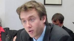 Teacher bill passes Senate Ed 7-1