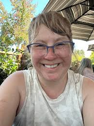 Cafe ride with hubby and our Treks!