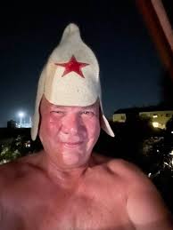 Vi välkomnar våra nya medlemmar in i värmen dela dina idéer och tankar om  bastu, gör oss glada med dina filmer och bilder och bjud in alla bastu  vänner du känner till