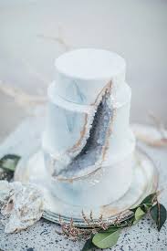 Summer wedding invitation ideas to impress your guests. Beach Wedding Cake Ideas For Summer Emmalovesweddings