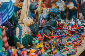 Find gifs with the latest and newest hashtags! Bunte Fantasiefiguren Aus Mexiko Alebrijes