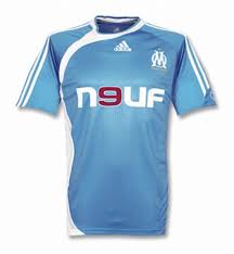 Great selection of olympique de marseille shirts and kit featuring home, away and special player editions plus lots of variations on the classic white and olympique marseille. Olympique Marseille 2006 07 Away Kit