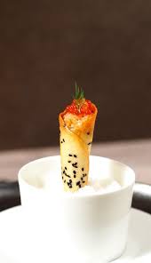 Lachstatar Im Hornchen Frei Nach Thomas Keller Cookin Rezept Lachstatar Fingerfood Gourmet Rezepte