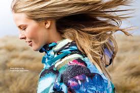 The athlete stunned people on instagram when she uploaded a topless. Celebrity Sweat With Torah Bright Women S Halfpipe Olympic Champion 2014 02 15 00 25 21 Mizzfit