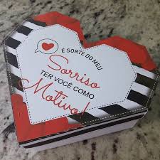 Caixa Para O Dia Dos Namorados Outro Modelinho De Caixa Explosao Doces Nao Inclusos Diadosnamorados Valentinesday Caixa De Doces Caixas Dia Dos Namorados Presentes Criativos E Baratos