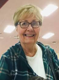 Diane Grasso's Instagram, Twitter & Facebook