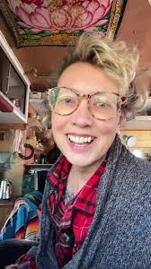 Janet Weeden's Instagram, Twitter & Facebook