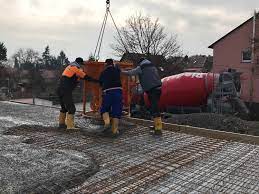 Ein architekt legt die nötige tragfähigkeit der decke fest. Decke Betonieren Seniorenwohnheim Dornroeschen Poppenhausen 1 Dorn Bau Ag