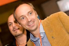 direto de Florianópolis !!!…PRAIA CAFE DE LA MUSIQUE é palco de evento da  marca de bebidas alemã JÄGERMEISTER