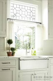 I Love Those Plants For Behind The Sink Add The White Plate For Dry Erase Scripture Kitchen Window Treatments Kitchen Window Curtains Interior Design Kitchen