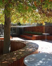 Toorak College Middle School Courtyard Genus Landscape Architects Archello In 2021 Courtyard Middle School Outdoor Classroom