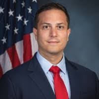 Alexander Din's Instagram, Twitter & Facebook