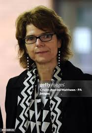 704 Vicky Andrew Stock Photos, High-Res Pictures, and Images