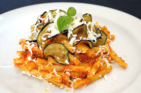 Ovviamente, ho fritto le melanzane in olio extravergine di oliva. Pasta Alla Norma Non Avrete Altra Ricetta All Infuori Dell Originale