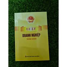 Thảo luận về luật doanh nghiệp (sửa đổi), đa số các đại biểu đều nhất trí rằng việc để các hộ kinh doanh (bà bán phở, cửa hàng tạp hóa, quán nhậu.) cùng khung pháp lý như các tập đoàn, doanh việc đưa hộ kinh doanh vào dự thảo luật doanh nghiệp 2014 sửa đổi đang gây nhiều ý kiến tranh cãi. Sach Luáº­t Doanh Nghiá»‡p 2020 Gia Cáº¡nh Tranh
