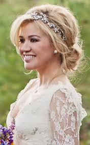 Searching the right hairstyle to wear on a wedding can be very tough. Medium Length Wedding Hairstyles With Veil And Headpiece Addicfashion