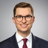 Daniel Oberle's Instagram, Twitter & Facebook