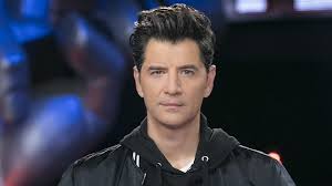 Ο τελικός του the voice of greece ξεκίνησε και η λάουρα νάργες κατάφερε να αφήσει άφωνο τον σάκη… The Voice Paiktria Diafwnhse Me Thn Epilogh Tragoydioy Afwnos O Sakhs Roybas