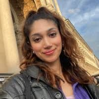 60+ profili “Leyla”