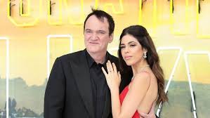 Unlike quentin tarantino's typical amoral characters, the protagonist of django unchained is pure hero, on a mythical quest to save his wife from slavery. Spates Babygluck Fur Regisseur Tarantino Ist Zum Ersten Mal Vater N Tv De