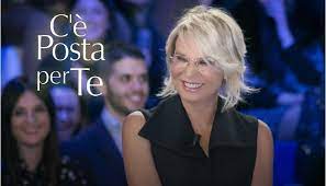 Beh, nella seconda puntata di c'è posta per te, che è andata in onda sabato 16 gennaio 2021, in prima ieri sera a c'è posta per te, infatti, la presentatrice ha raccontato cos'è successo tra francesco e susi. C E Posta Per Te Diretta 14 Marzo Ultima Puntata Show Maria De Filippi