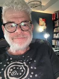 Oliver Conant's Instagram, Twitter & Facebook