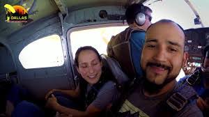 Armando Apolinar's Instagram, Twitter & Facebook