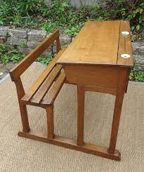 le blogue antiquites meubles pupitre ecolier ecole d autrefois ecolier