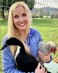 The first thing we're doing in our 175th year? A formal dedication of Les  AuCoin Hall to honor former United States Congressman Les AuCoin '69, Hon.  '78. And keep an eye out