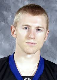 Player photos for the 2001-02 Plymouth Whalers at hockeydb.com