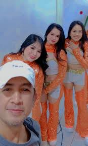 With some of the members of Astig Girls 😲💯 Thank you ladies for your time  🙏🤗 #PBA50LID #PBAPhilippineCup #PBA50