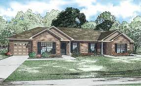 Traditional Style House Plan 4 Beds