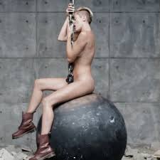 Nackt-Video von Miley Cyrus spaltet die Fans im Netz - wp.de