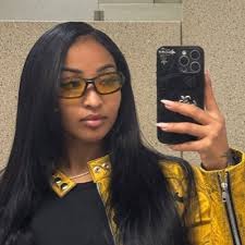 Desiree Singletary (@Tweety_BirdGurl)