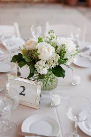 An Elegant Chicago Botanic Garden Wedding Every Last Detail Flower Centerpieces Wedding Wedding Table Flowers Wedding Centerpieces