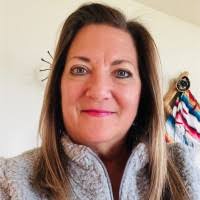 500+ "Linda's" profiles