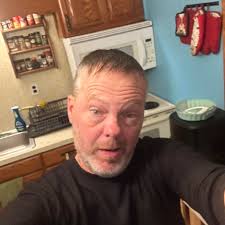 Today is Brandon's birthday! 🥳 Wish him a happy birthday below! 👇