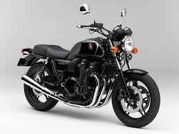 ホンダ カラーリングでイメージを一新 マイナーチェンジが施された cb1100 シリーズを2019 1より順次発売 最新バイクニュース バイク のことならバイクブロス honda cb honda cb1100 honda bikes