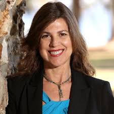 Sandra Elia (@sandraelia_ca)