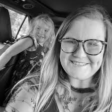 Family Halloween photo shoot photographer recommendations?