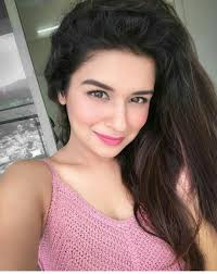 9 hansika motwani hansika motwani is an indian actress who predominantly appears in tamil and telugu films. Pin On Rising Stars